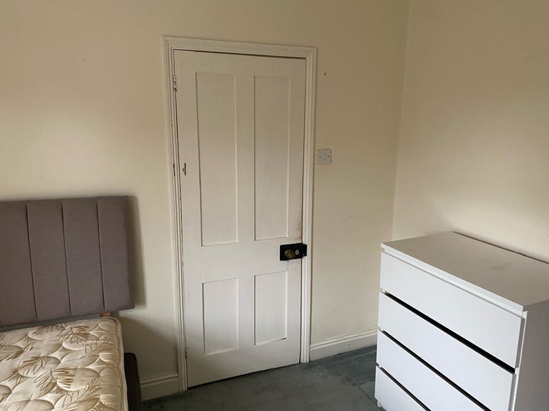 Room East Park in Crawley