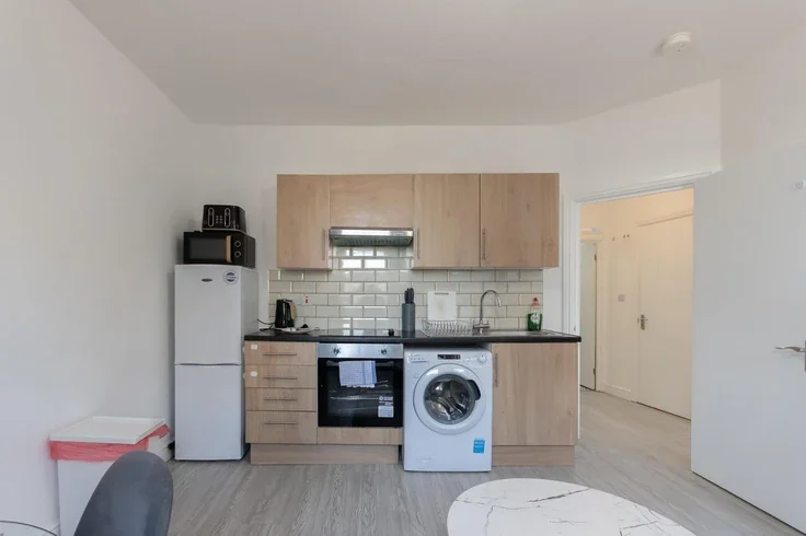 Flat Alexandra Street in Southend-on-Sea