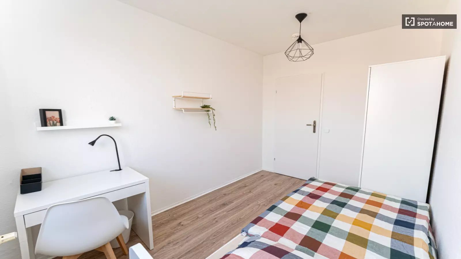 Wohnung Hohenzollerndamm in Berlin