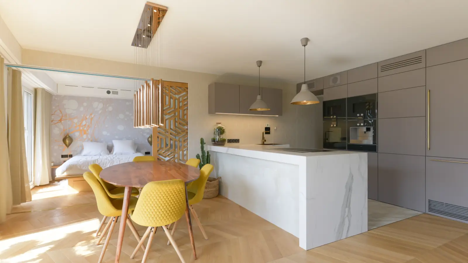 Flat Avenue Daumesnil in Paris