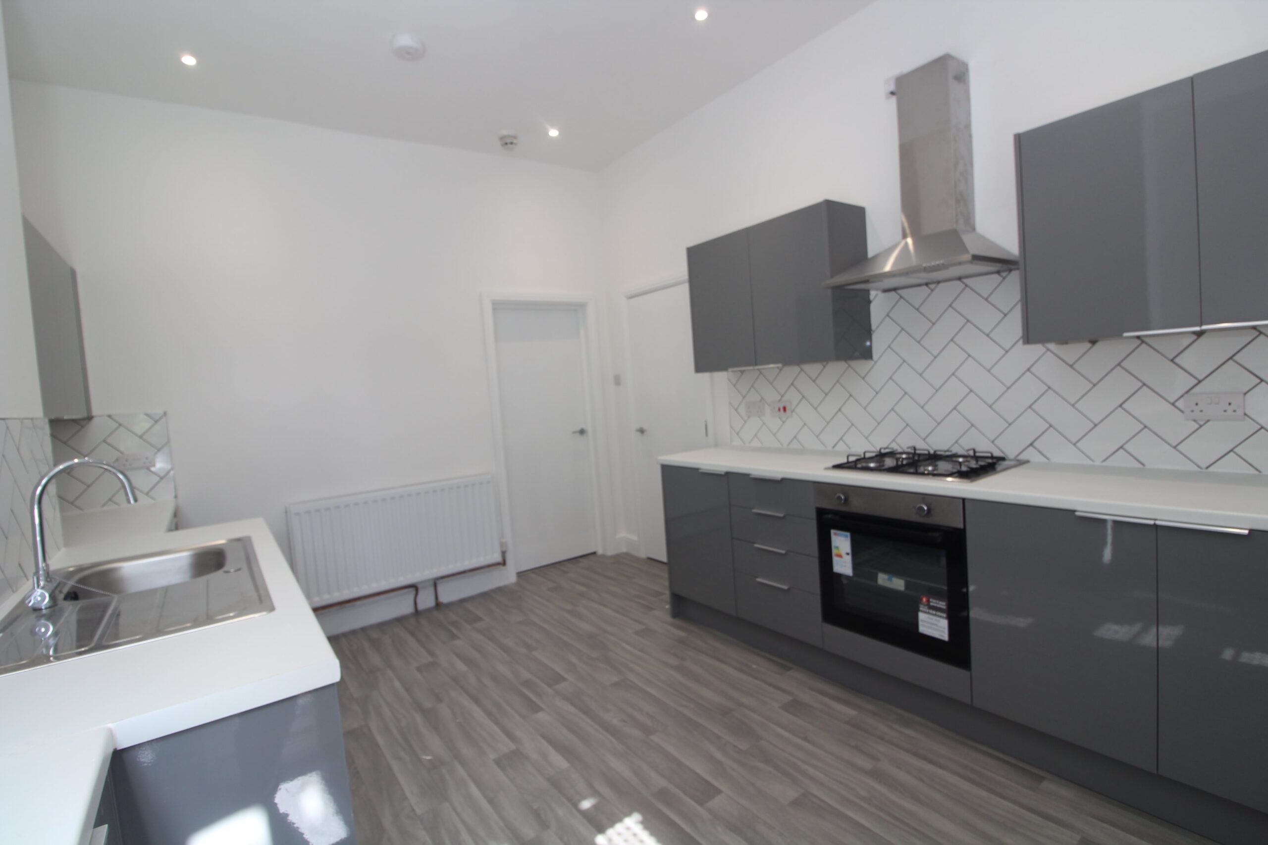 Flat Marlborough Road in Cardiff