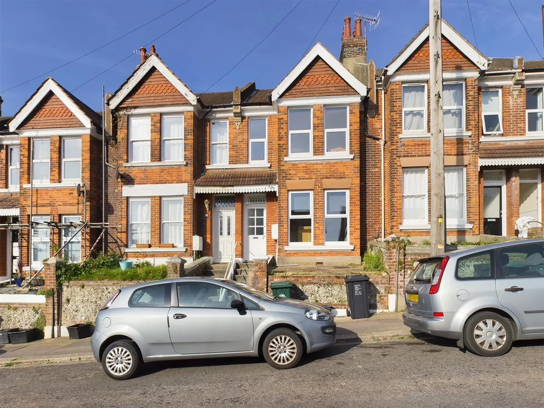 Flat Stanmer Park Road in Brighton