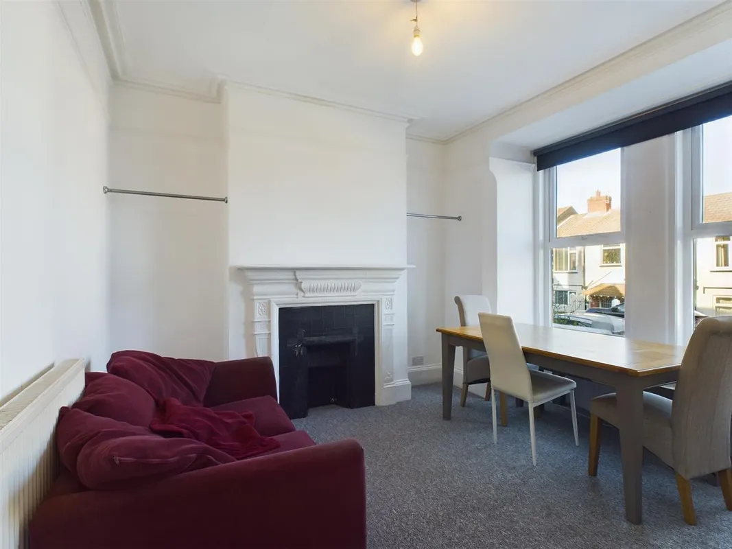Flat Stanmer Park Road in Brighton