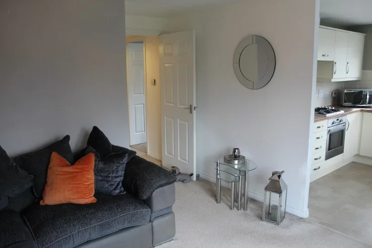Flat Kelvindale Court in Glasgow