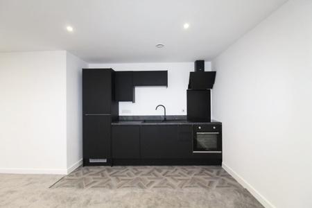 Flat Highfield Road in Ipswich