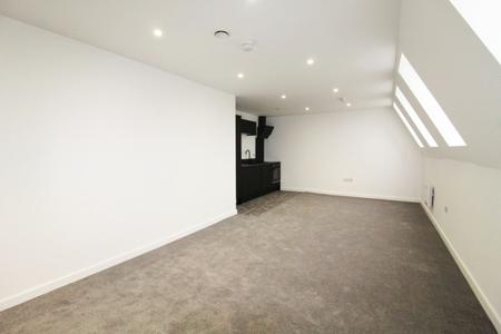 Flat Highfield Road in Ipswich