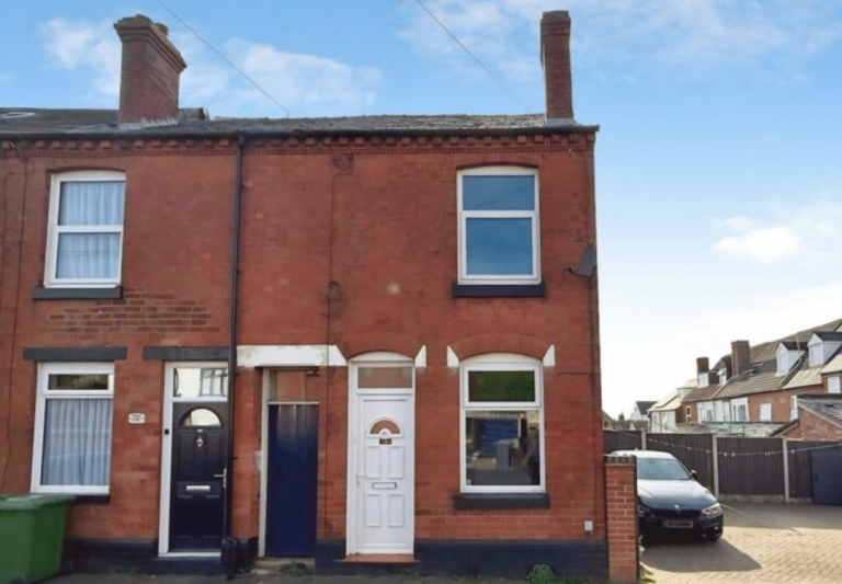 House Long Acre in Wyre Forest