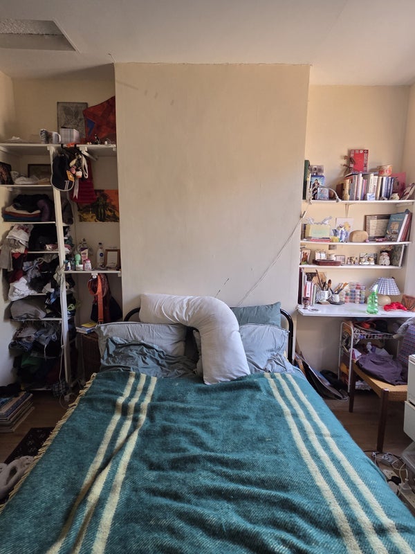 Room Clifden Road in Greater London