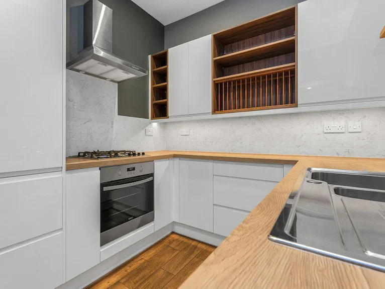 Flat Blackwood Crescent in Edinburgh