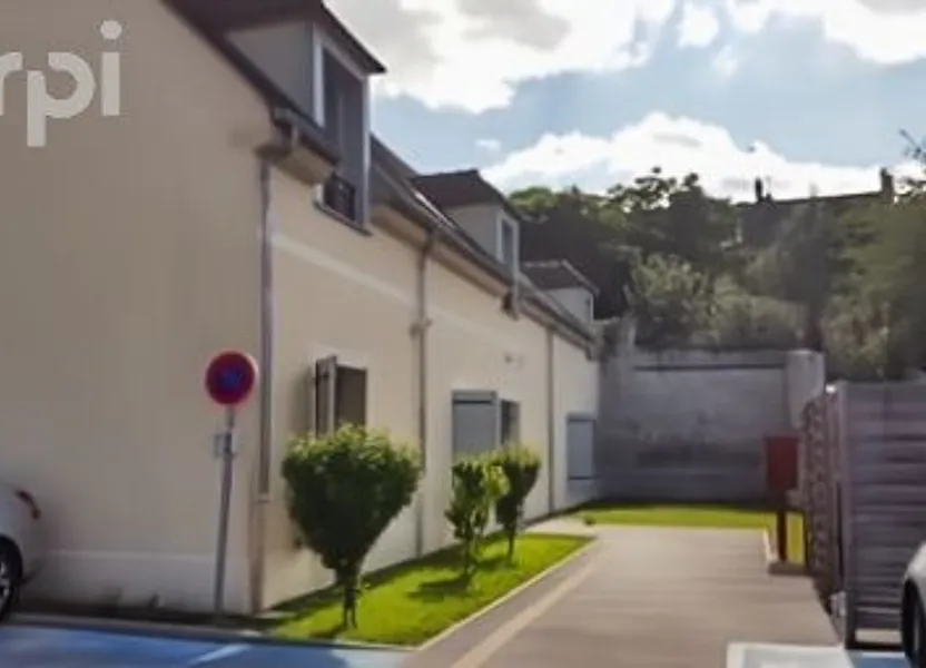 Flat Rue de Beauregard in Nanteuil-le-Haudouin