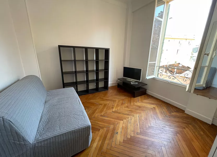 Chambre Avenue Alfred Borriglione à Nice