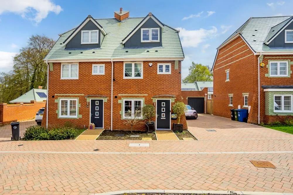 House Kilty Place in High Wycombe