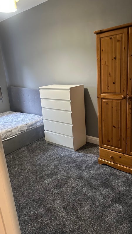 Flat Anerley Road in Greater London