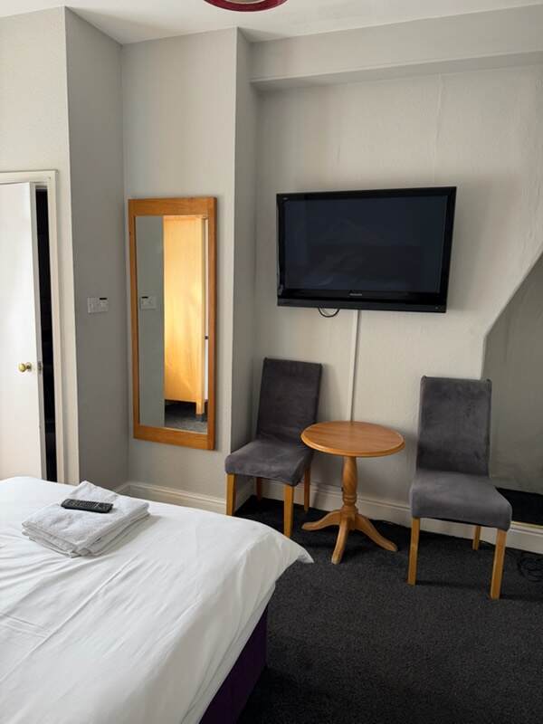 Room The Promenade in Southport