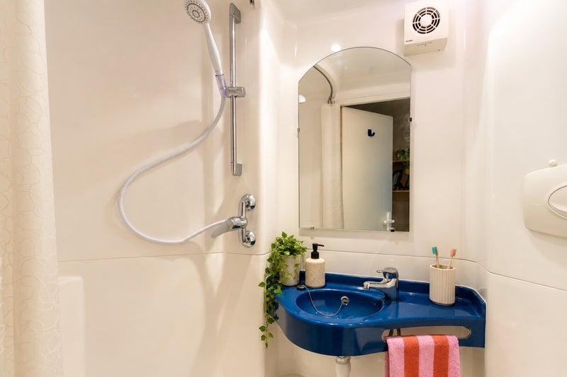 Room Lower Loveday Street in Birmingham