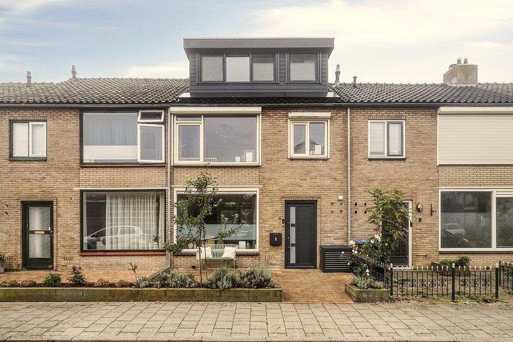Huis Prins Bernhardstraat 5 in Arkel