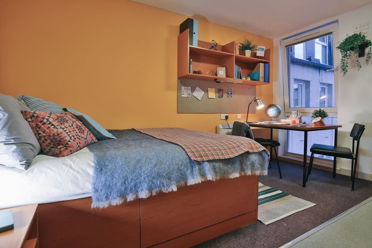 Room Penny Street in Lancaster