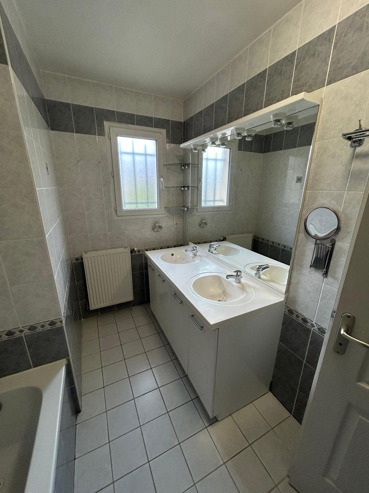 House A 43 in Bourgoin-Jallieu