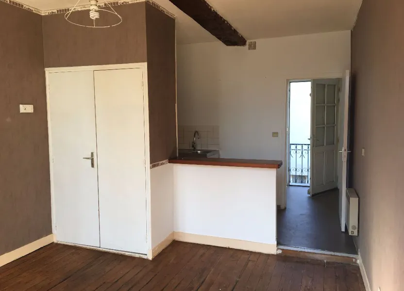 Flat Rue Saint-Antoine in Compiègne