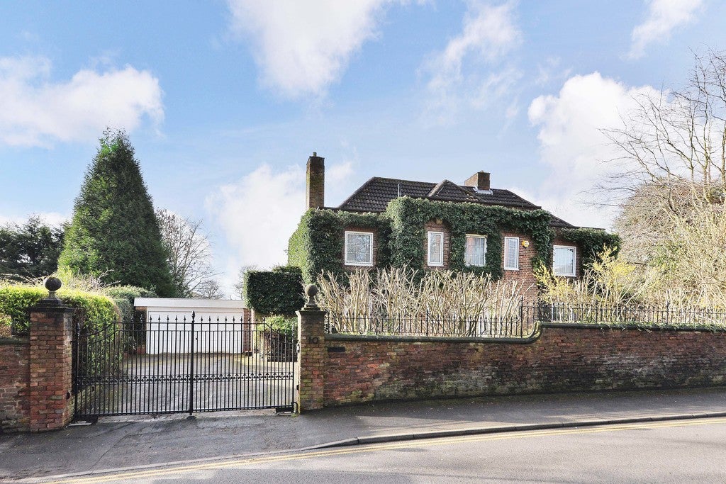 House Frederick Road in Birmingham