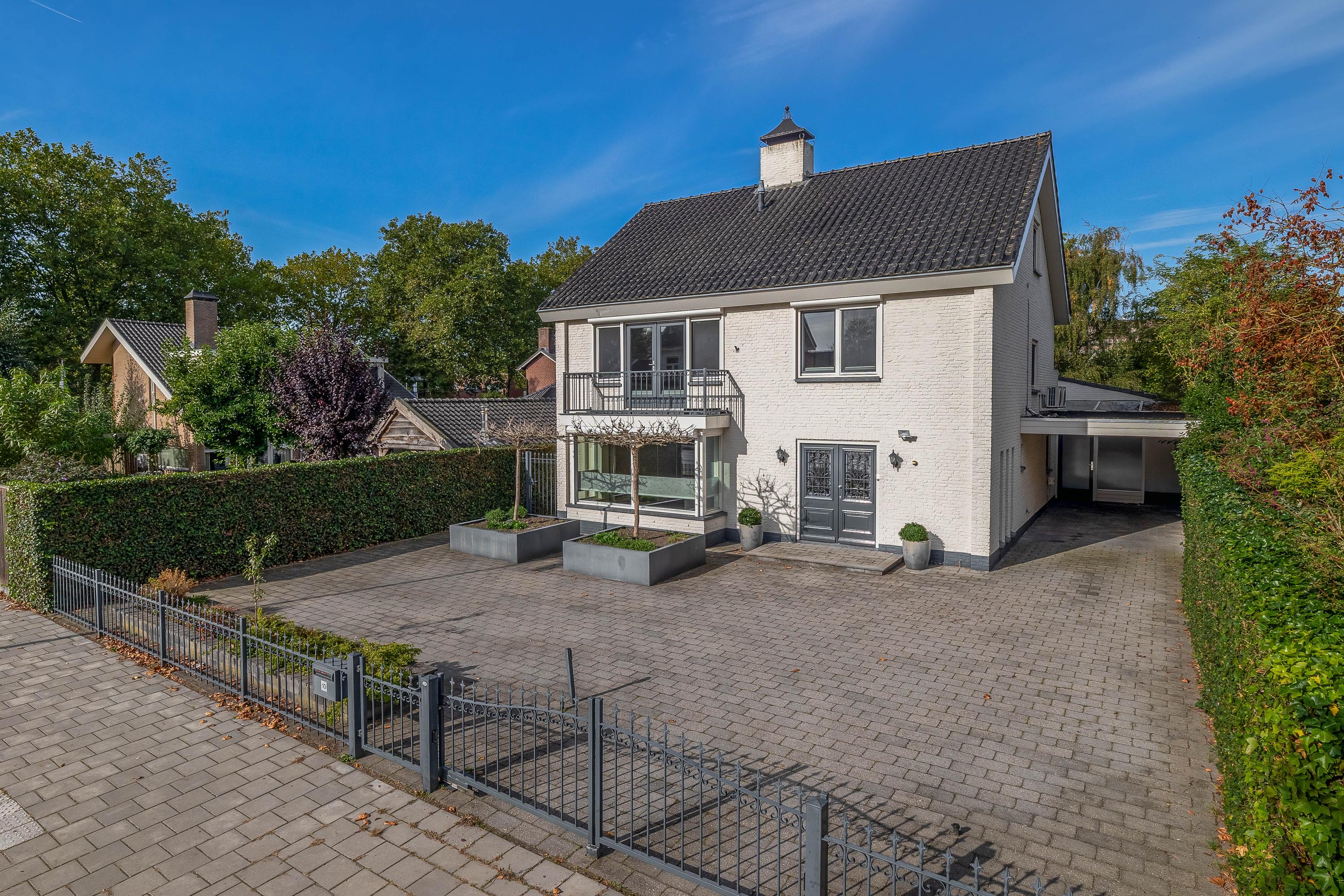Huis Stationslaan 10 in Zevenbergen