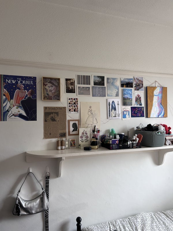 Room Pitshanger Lane in Greater London