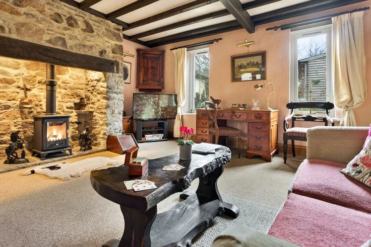 House Runs Bank in Bellerby