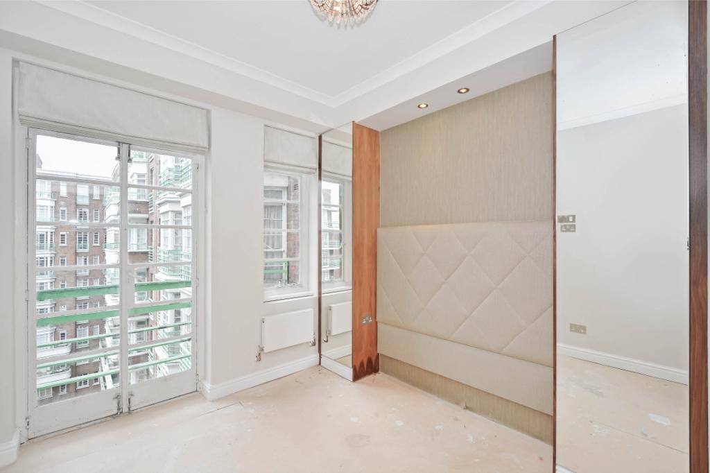 Flat Marylebone Road in City of Westminster