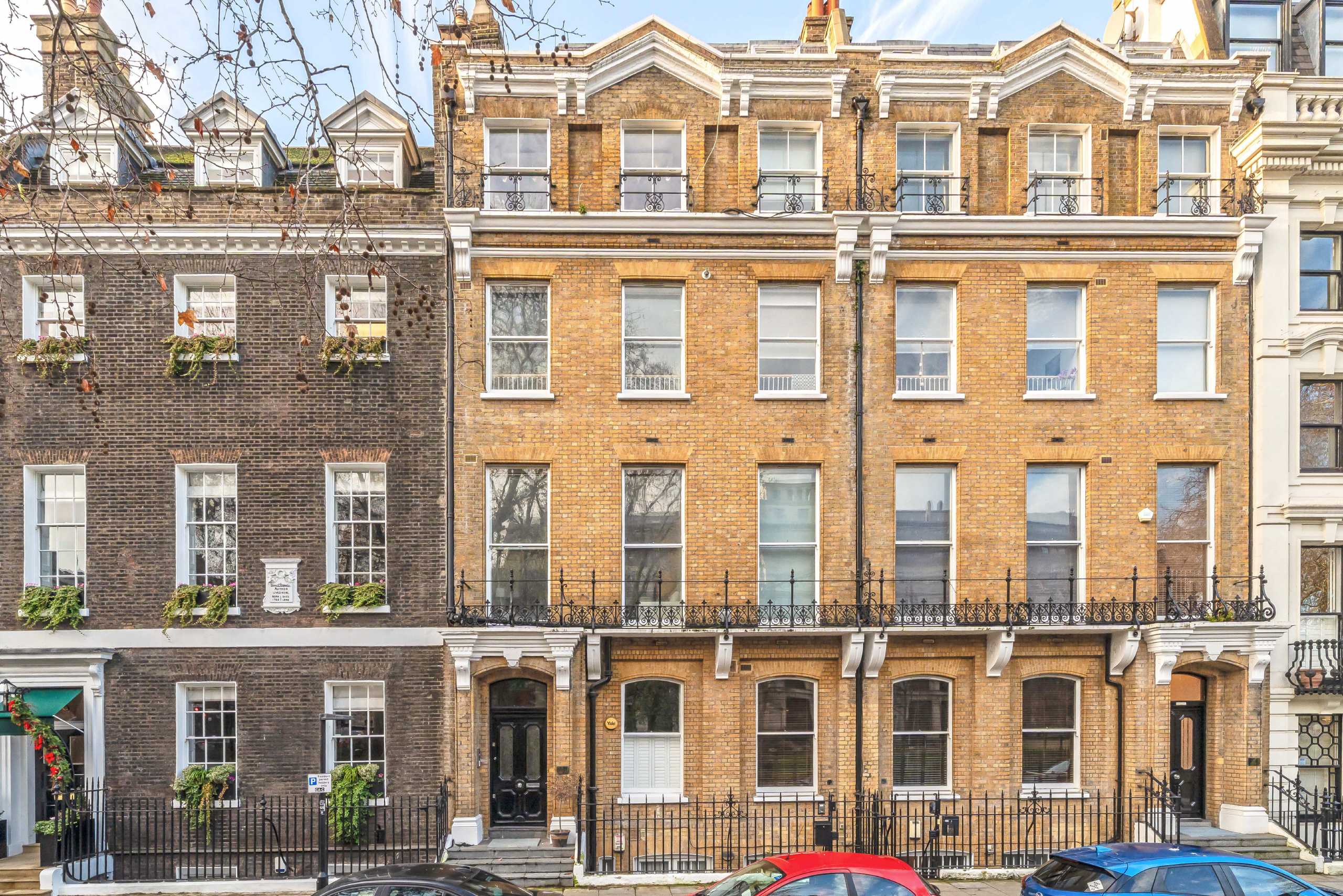 Flat Bloomsbury Square in Greater London