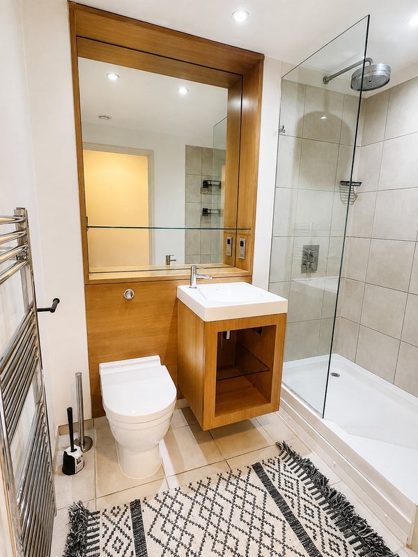 Room Jasper Walk in Greater London
