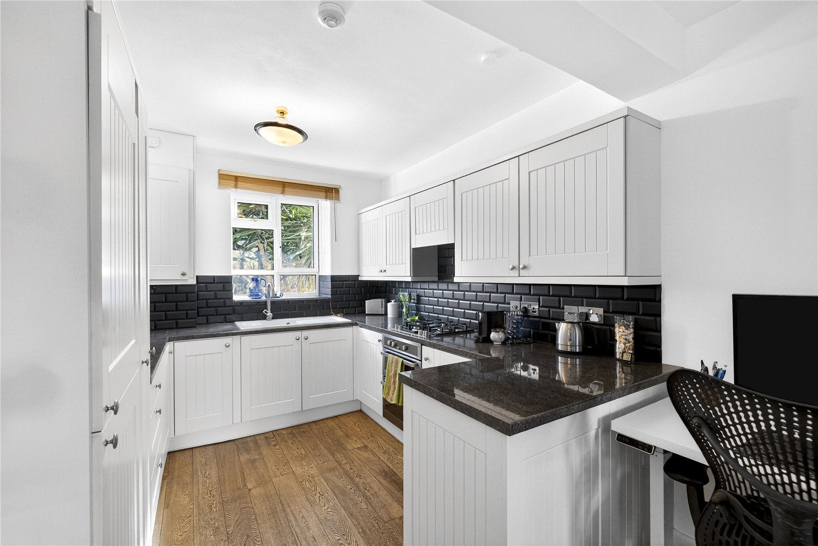 Flat Tatum Street in Greater London