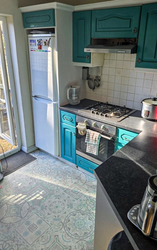Room Grosvenor Road in Greater London