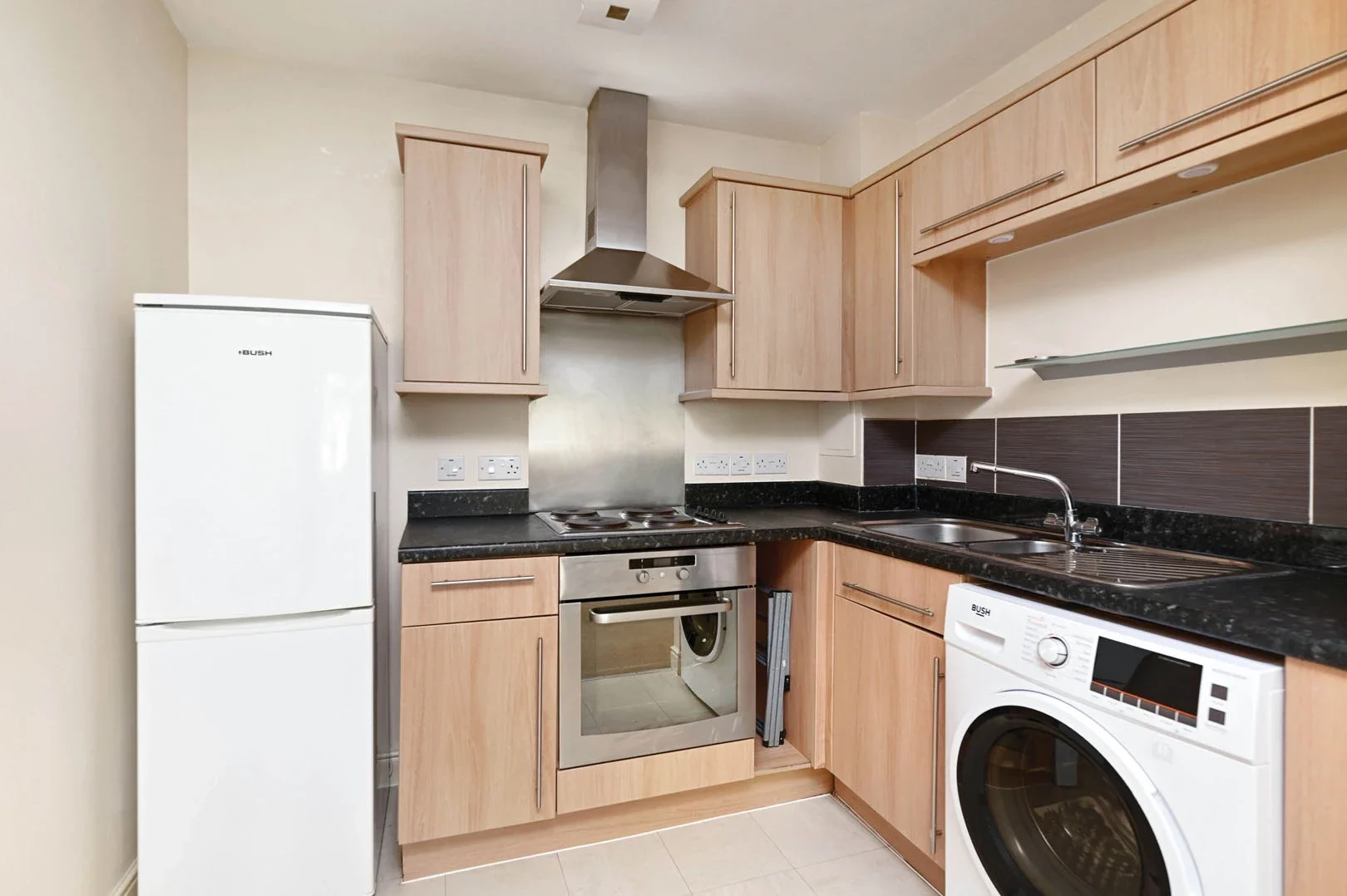 Flat Coombe Way in Rushmoor
