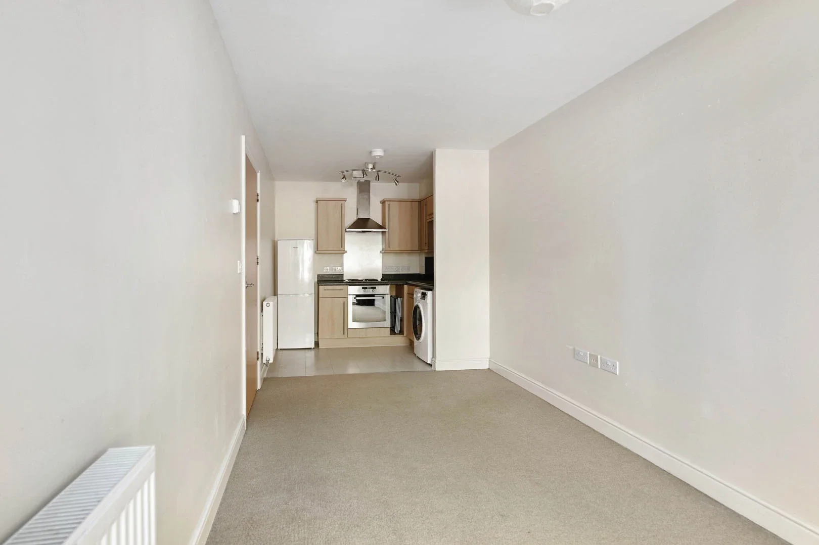 Flat Coombe Way in Rushmoor