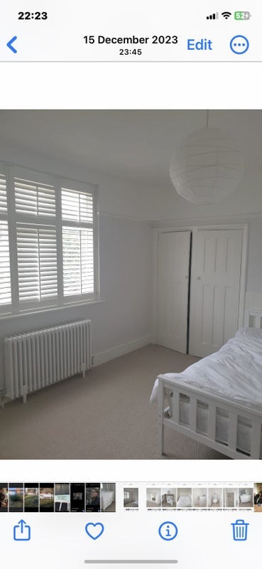 Room St Andrew's Road in Greater London
