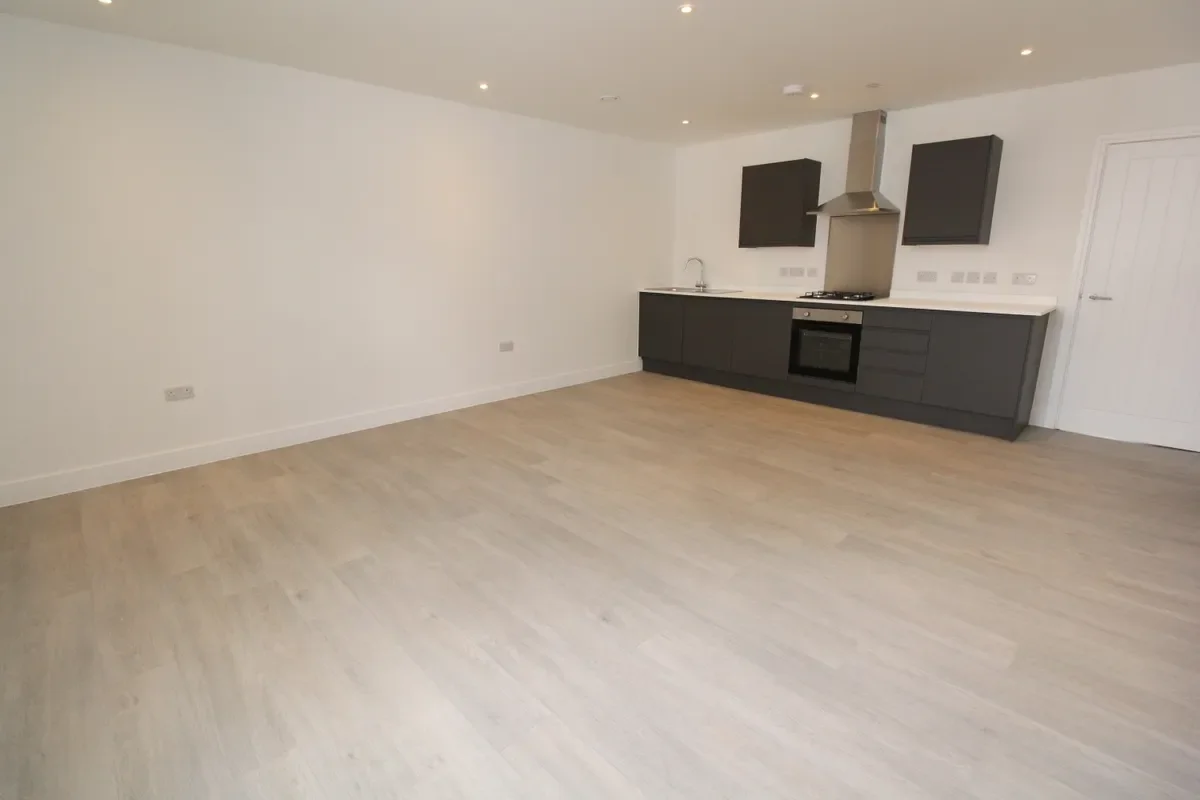 Flat Westons Lane in Poole