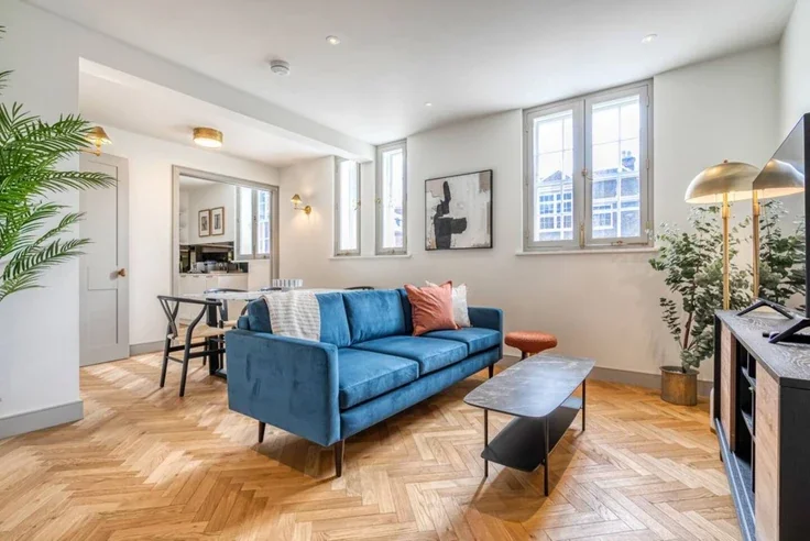 Flat Strutton Ground in City of Westminster