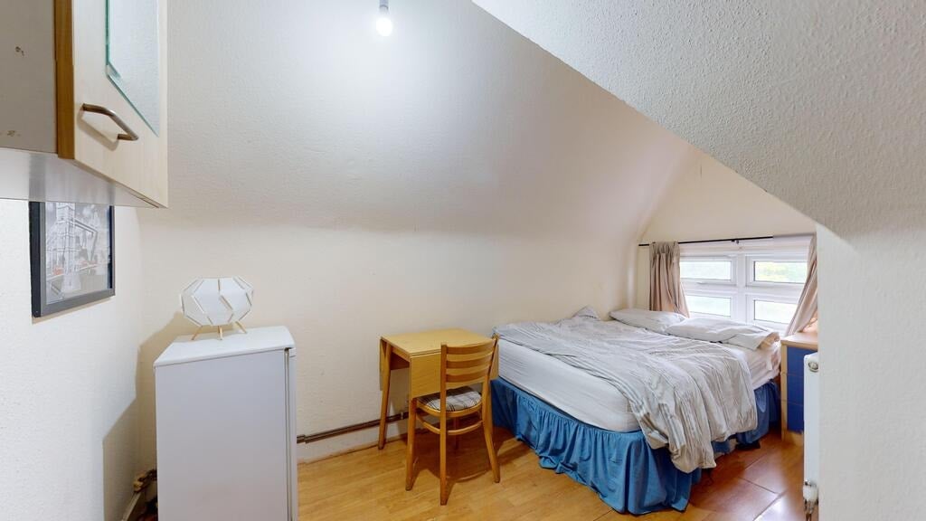 Room Anson Road in Greater London