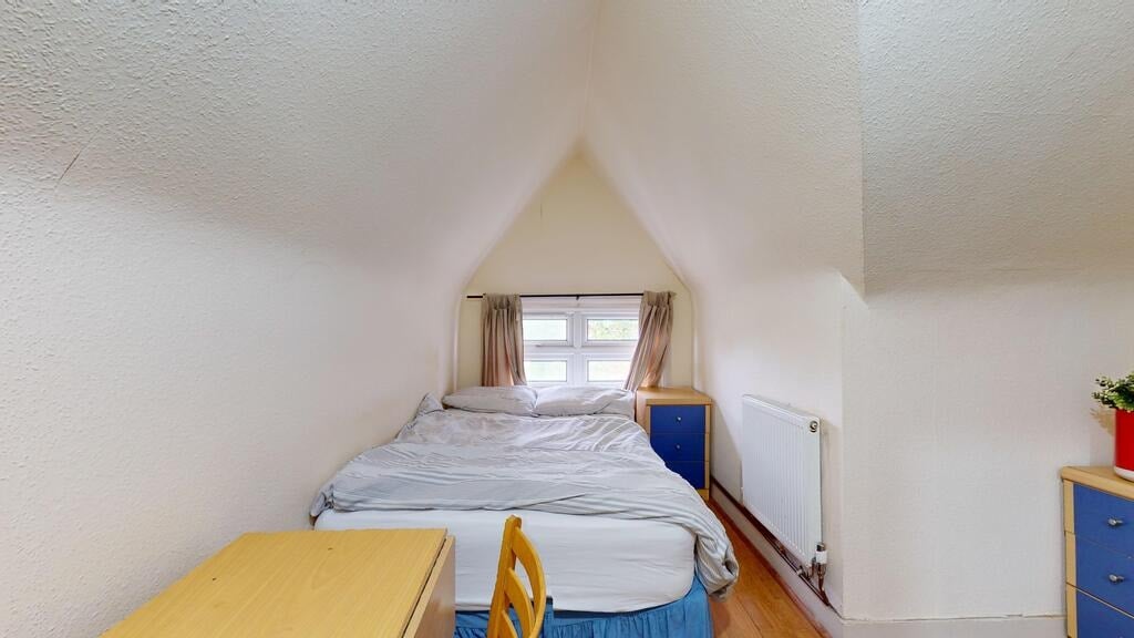 Room Anson Road in Greater London