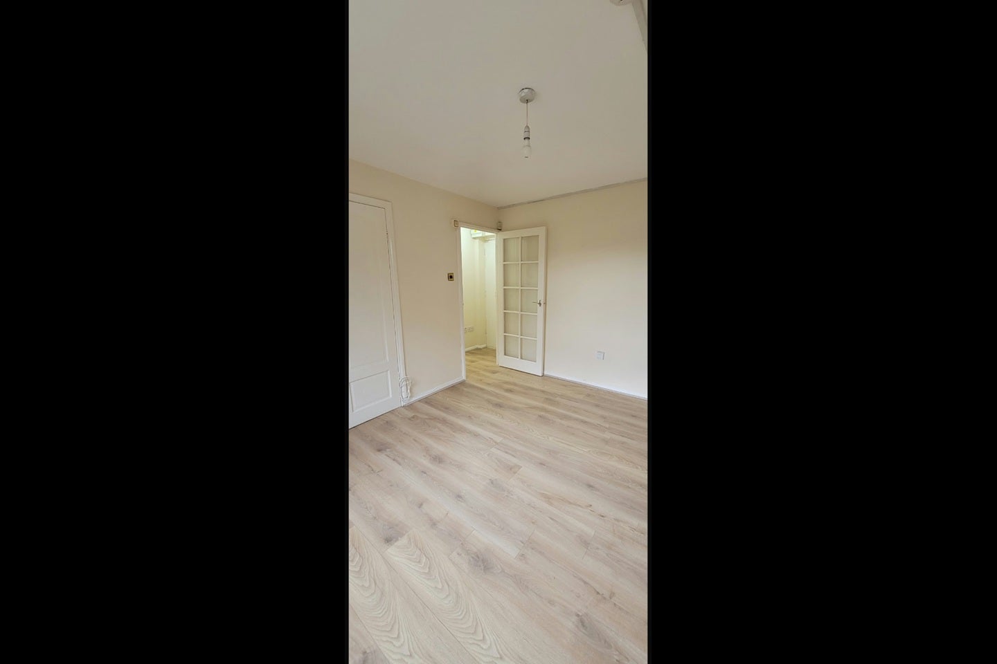 Flat Parsonage Road in Grays
