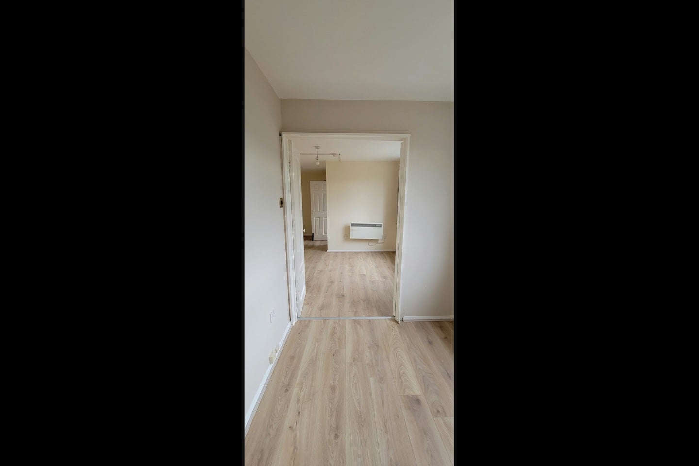 Flat Parsonage Road in Grays