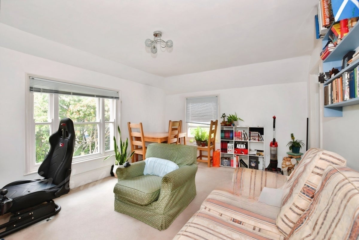 Flat Northgrove Road in Tunbridge Wells