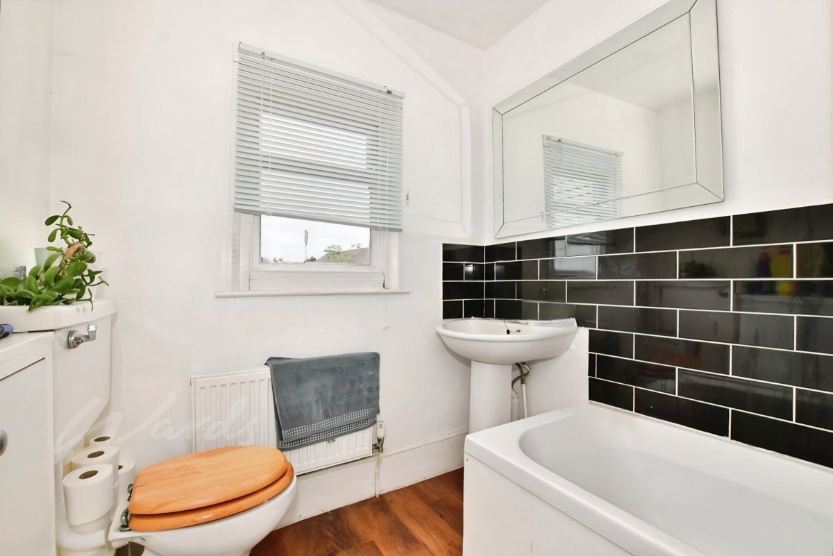 Flat Northgrove Road in Tunbridge Wells