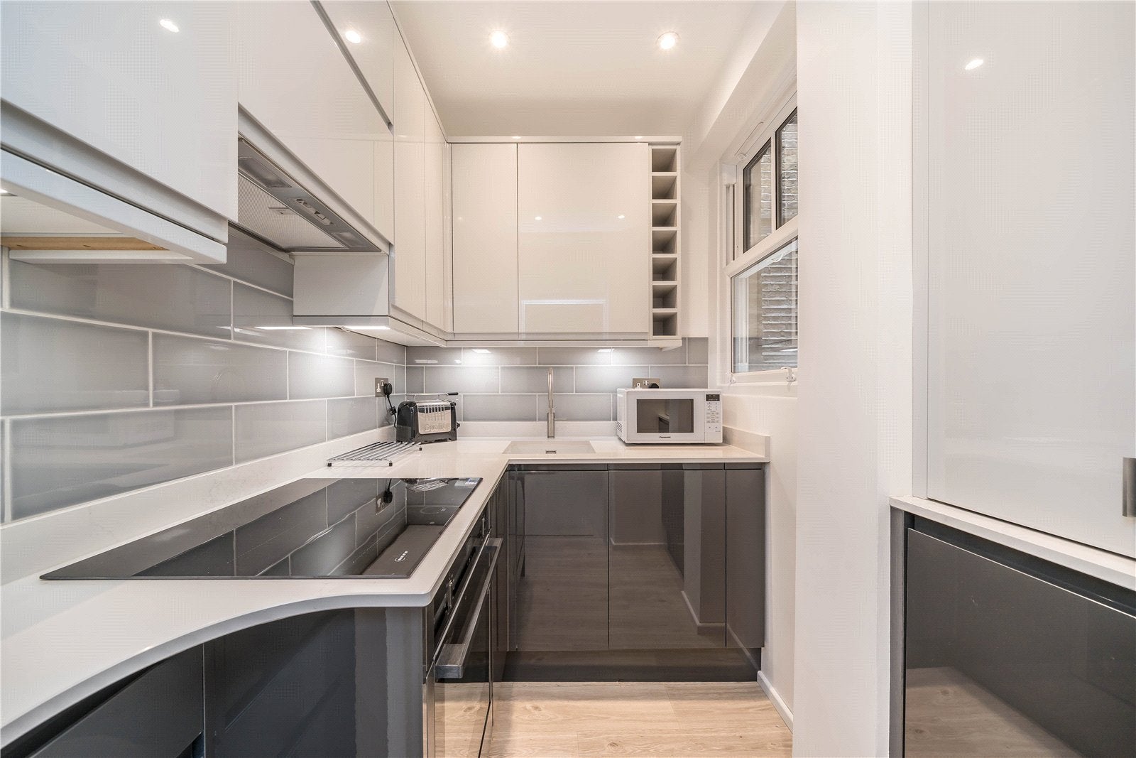 Flat Vera Road in Greater London