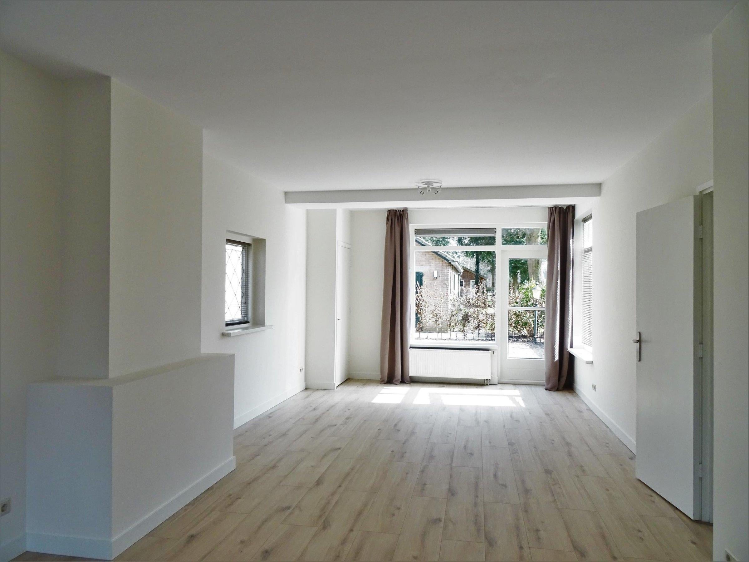 Woning te huur: Dennenlaan, Hollandsche Rading