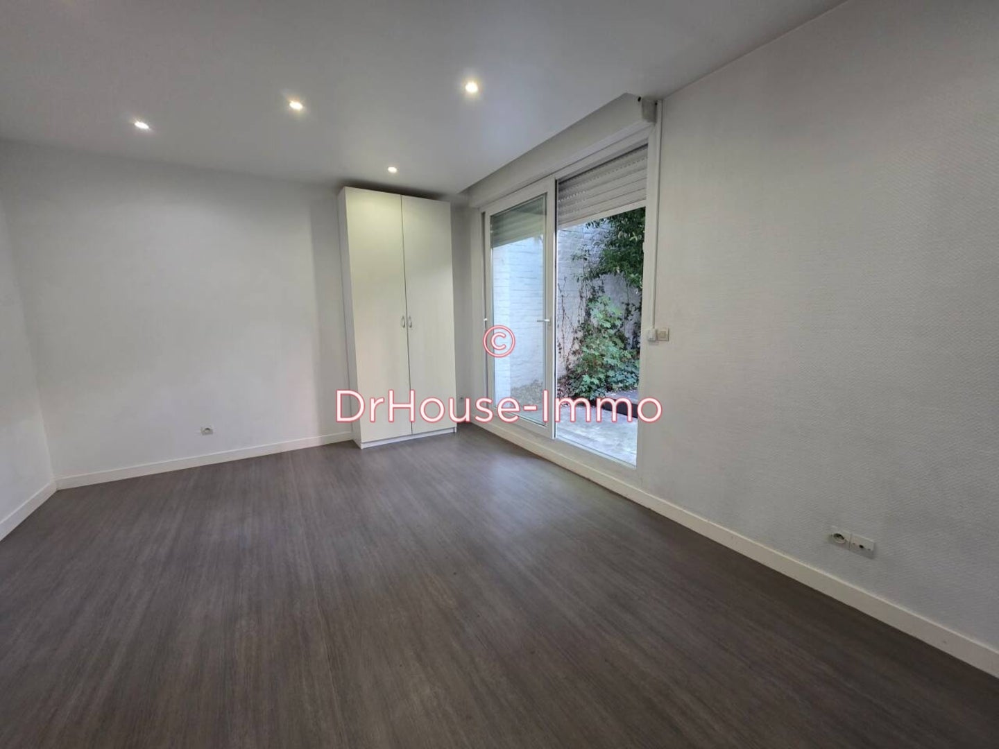 Flat Rue d'Artois in Lille