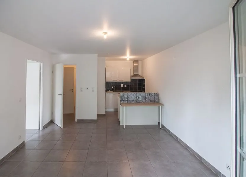 Flat Rue Aristide Briand in Osny