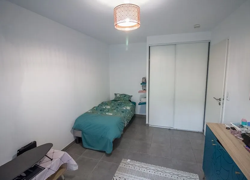 Flat Rue Aristide Briand in Osny