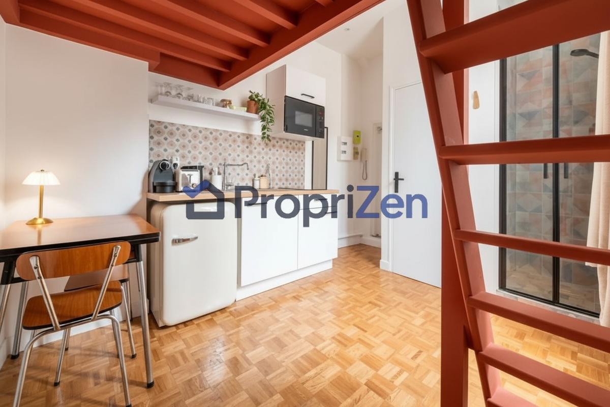 Flat Rue Charlot in Paris