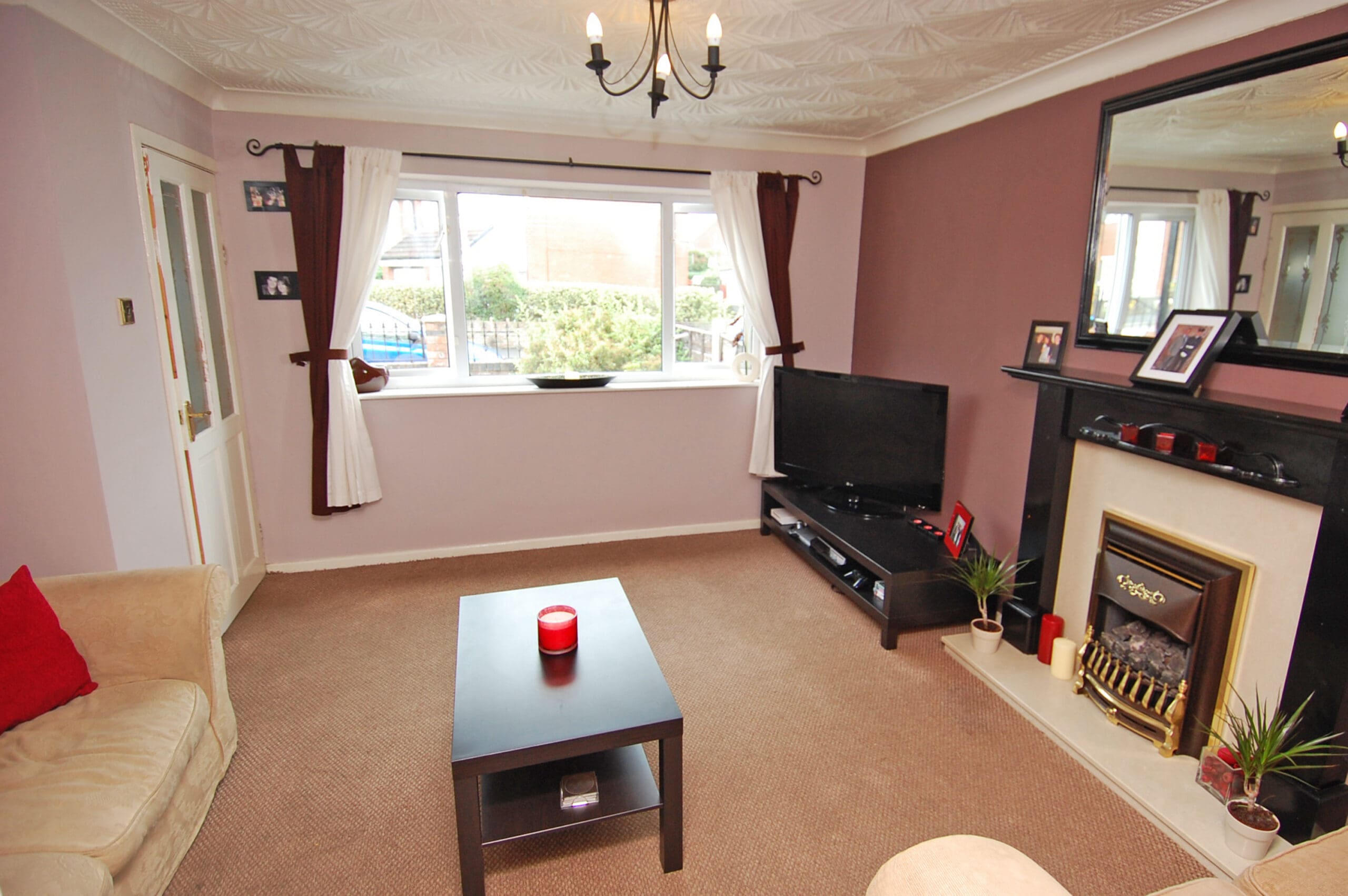 House Orchard Avenue in Trafford